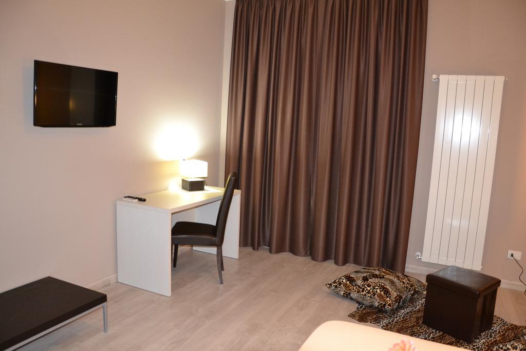 Fly In The World B&B Fiumicino Zimmer foto